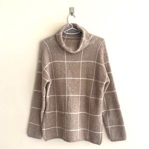 Made well sweater